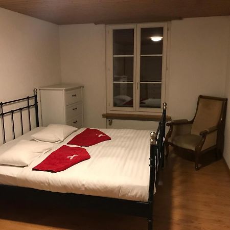 Appartement Simple Flat 72 M2 In The Centre Of Burgdorf With Private Parking Extérieur photo